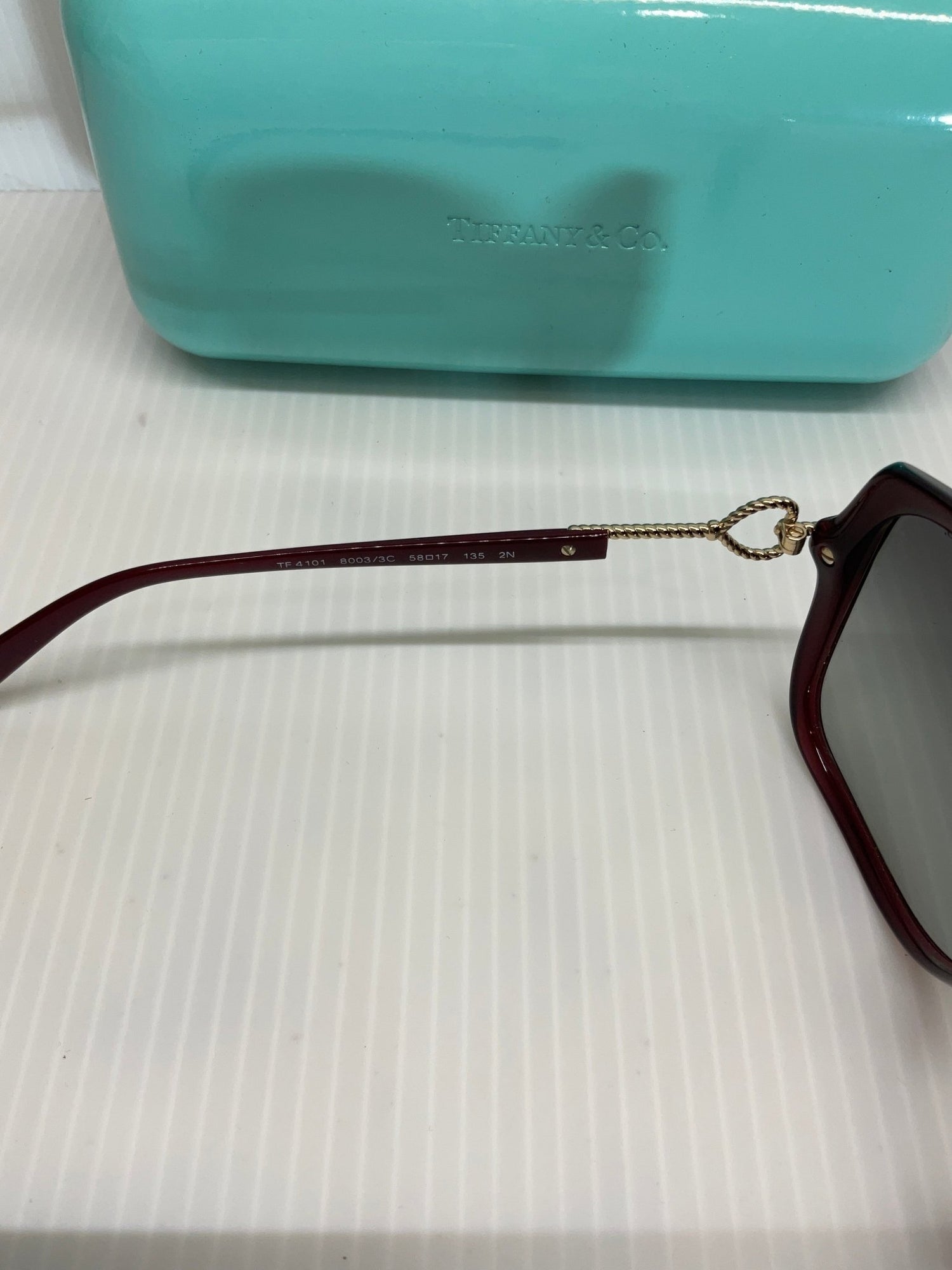 Tiffany woman sunglasses tf 4101 burgundy frame gray lenses - Classic Fashion DealsTiffany woman sunglasses tf 4101 burgundy frame gray lensesClassic Fashion DealsClassic Fashion DealsTiffany woman sunglasses tf 4101 burgundy frame gray lenses