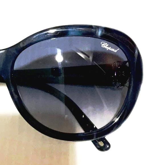 Chopard woman’s sunglasses new sch209s blue tortoise made in Italy - Classic Fashion DealsChopard woman’s sunglasses new sch209s blue tortoise made in ItalySunglassesChopardClassic Fashion DealsChopard woman’s sunglasses new sch209s blue tortoise made in Italy