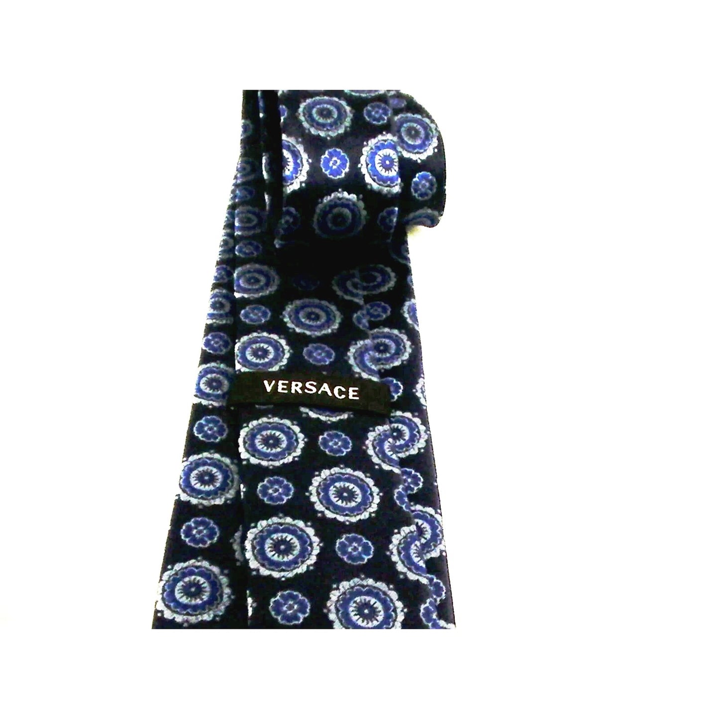 GIANNI VERSACE MEDUSA / Men's 100% silk Blue made in Italy - Classic Fashion DealsGIANNI VERSACE MEDUSA / Men's 100% silk Blue made in ItalytieVersaceClassic Fashion DealsGIANNI VERSACE MEDUSA / Men's 100% silk Blue made in Italy