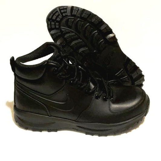 Nike Men’s hiking leather boots size 9 us - Classic Fashion DealsNike Men’s hiking leather boots size 9 usBootsNikeClassic Fashion Deals