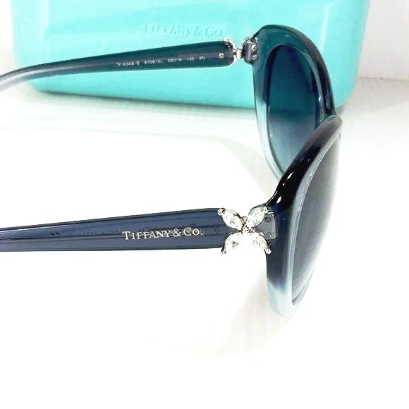 Woman’s Tiffany sunglasses cat eye TF 4048-B 8108/4L - Classic Fashion DealsWoman’s Tiffany sunglasses cat eye TF 4048-B 8108/4LTiffany & Co.Classic Fashion Deals