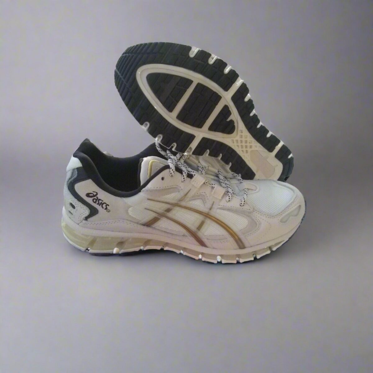 Asics Kayano 5 360 Cream Rich Gold Size 8 Men US running shoes