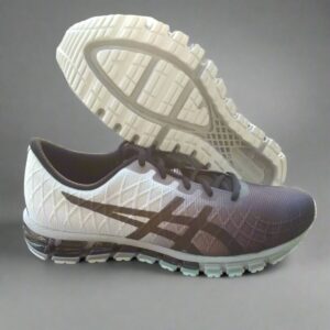 Asics Woman’s Gel Quantum 180 4 Black White Size 7.5 US shoes New