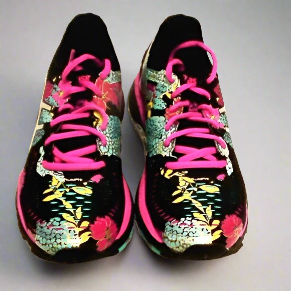 Gel kayano 23 Asics woman's black silver pink size 6.5 us