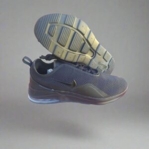 Nike Air Max Motion 2 Men’s Running Shoes – Size 13 US New