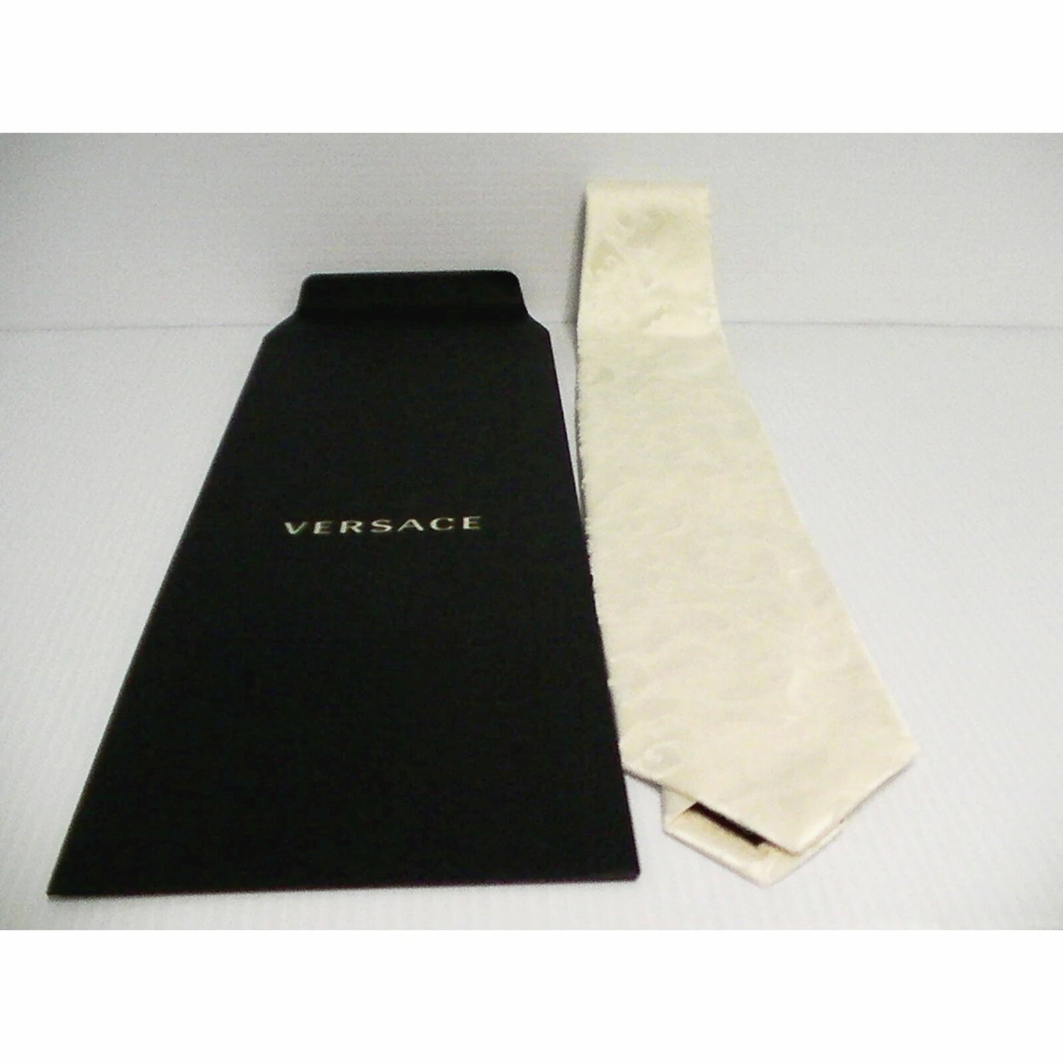 VERSACE MENS TIE MEDUSA 100% SILK OFF WHITE floral - Image 2