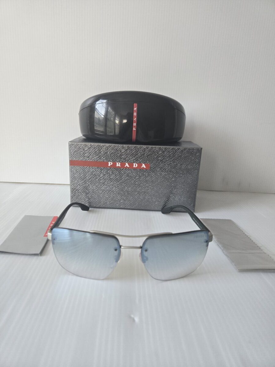 Prada sunglasses 60us polarized square mirror lenses New Prada sunglasses 60us polarized square mirror lenses New