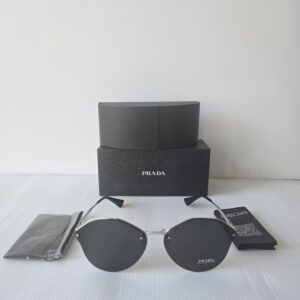 Prada woman sunglasses spr64TS grey lenses