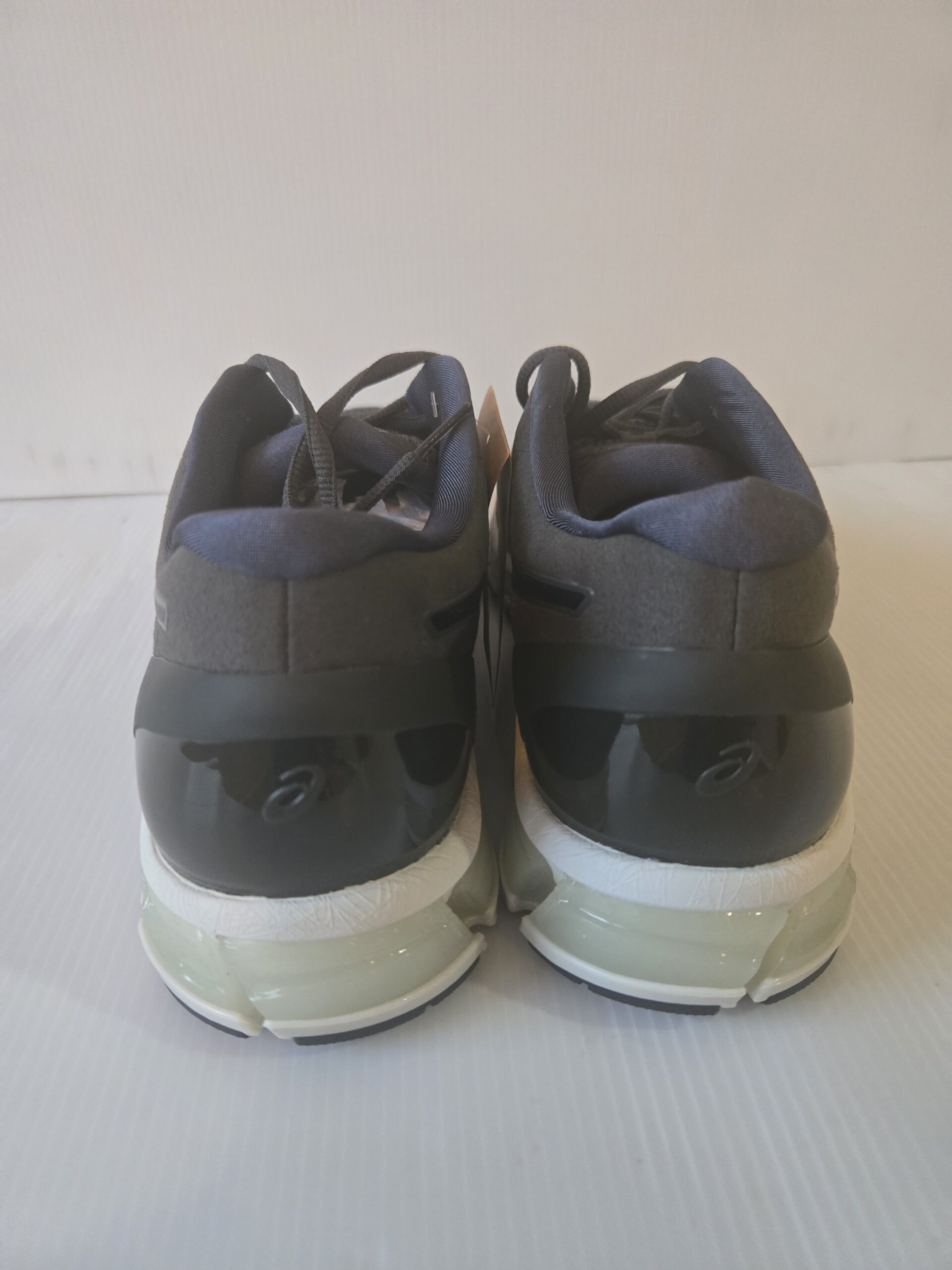 Asics men gel quantum 360 cm running shoes size 11 - Image 3