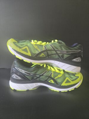 Asics gel nimbus 19 running shoes size 8 men US Authentic