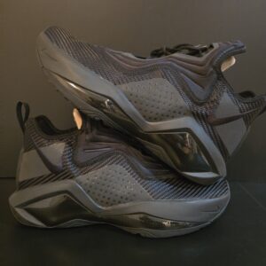 Lebron Soldier xiv basketball shoes size 13