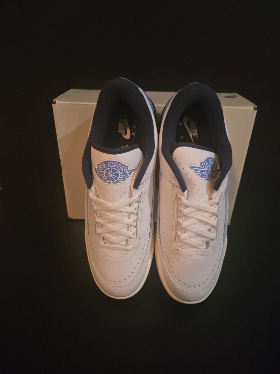 Jordan 2/3 Men Basketball shoes size 11 New Jordan 2/3 Men Basketball shoes size 11
