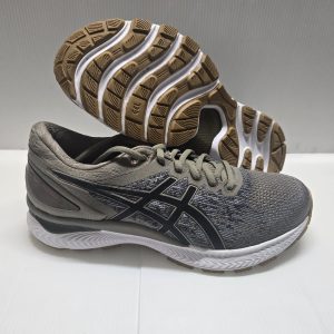 Asics Gel Nimbus 22 Size 8 Women’s Running Shoes New
