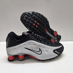 Nike Shox R4 (GS) Silver 7Y Unisex Running Shoes New