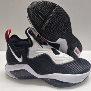 Nike Lebron Soldier 14 Size 13 Men's US Basketball Shoes New